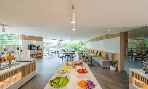 هتل آستر اند رزیدنس پاتایا